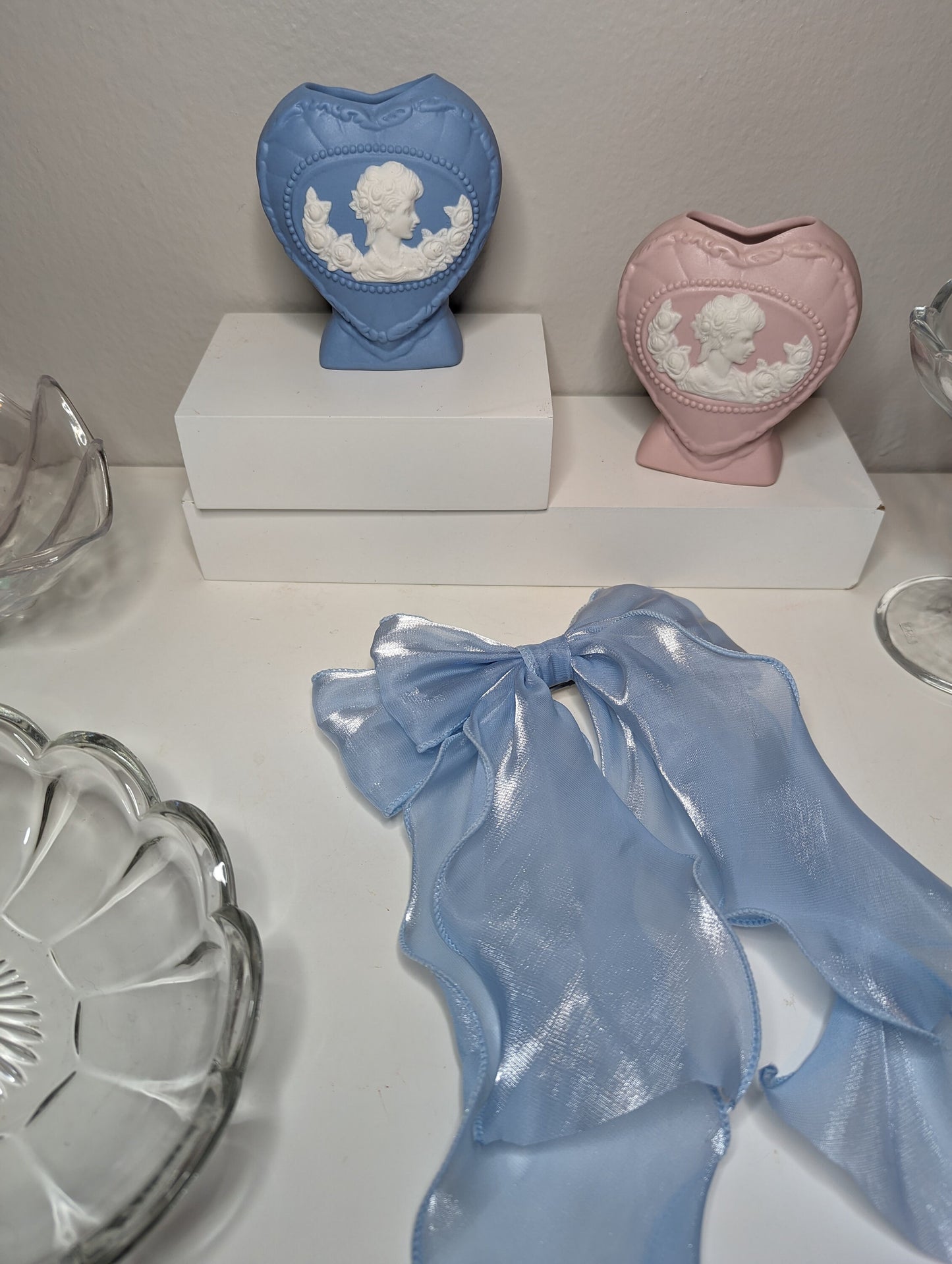 Baby blue and pink mini cameo rococo heart coquette vase