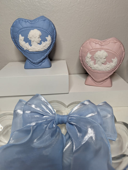 Baby blue and pink mini cameo rococo heart coquette vase