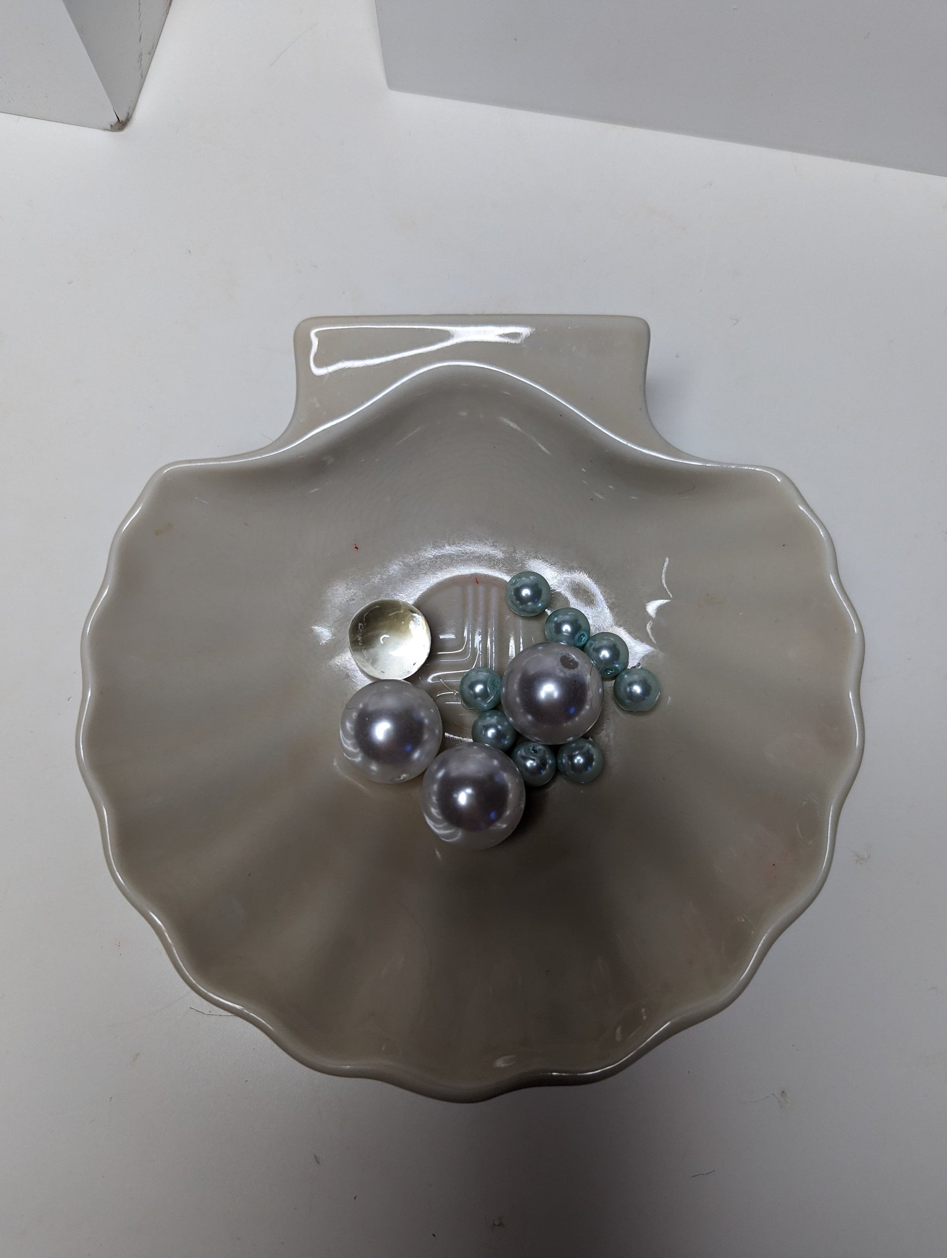 Fitz and Floyd seashell jewelry holder dish