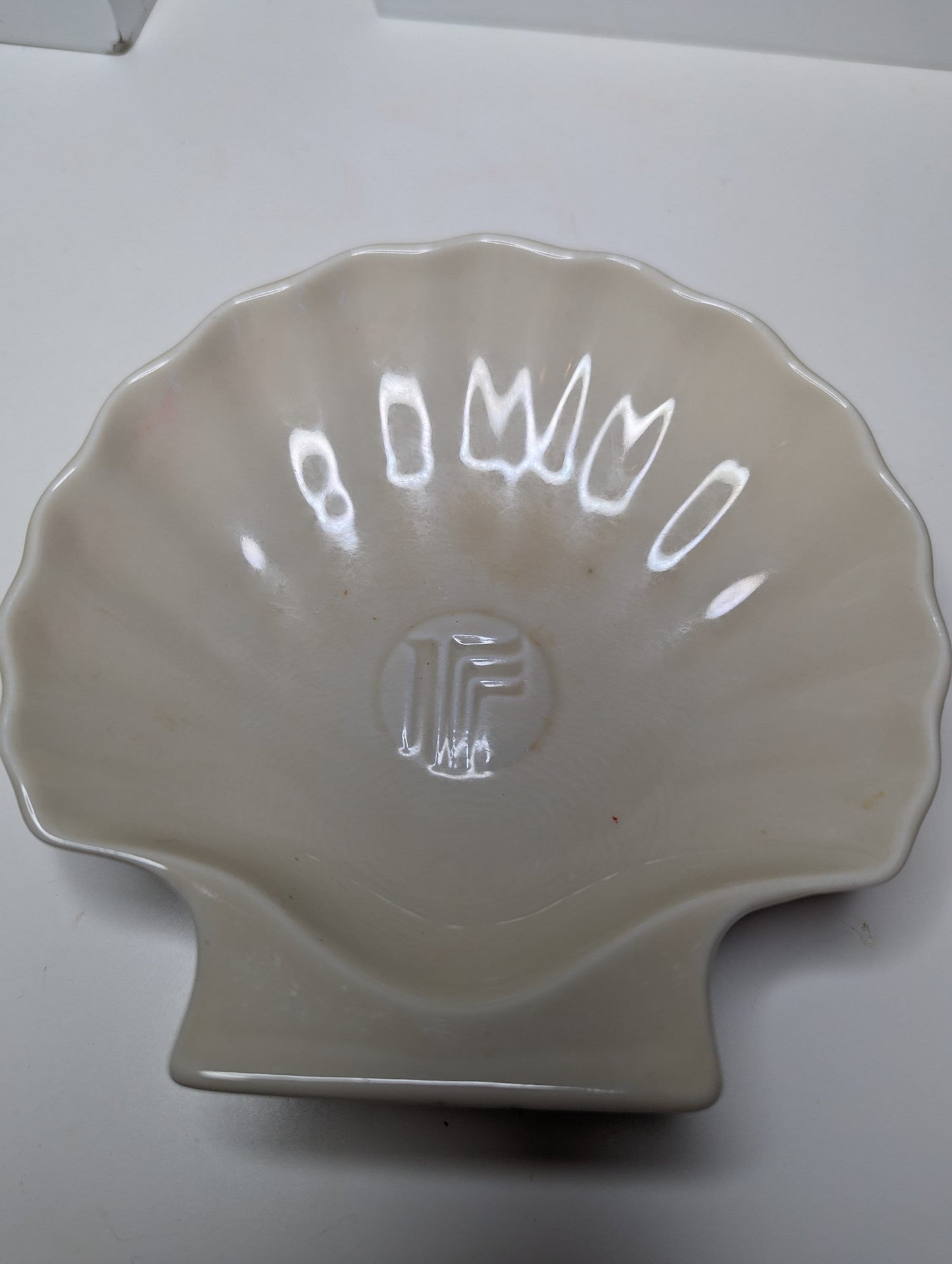 Fitz and Floyd seashell jewelry holder dish