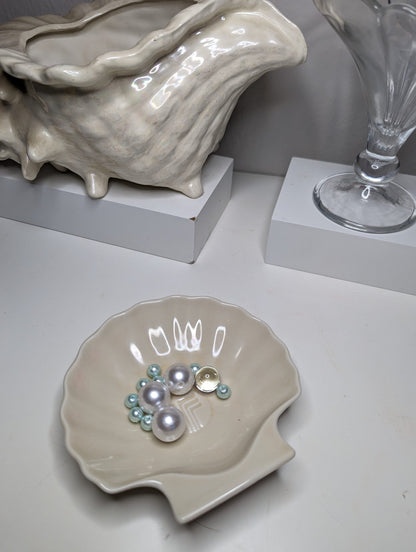 Fitz and Floyd seashell jewelry holder dish