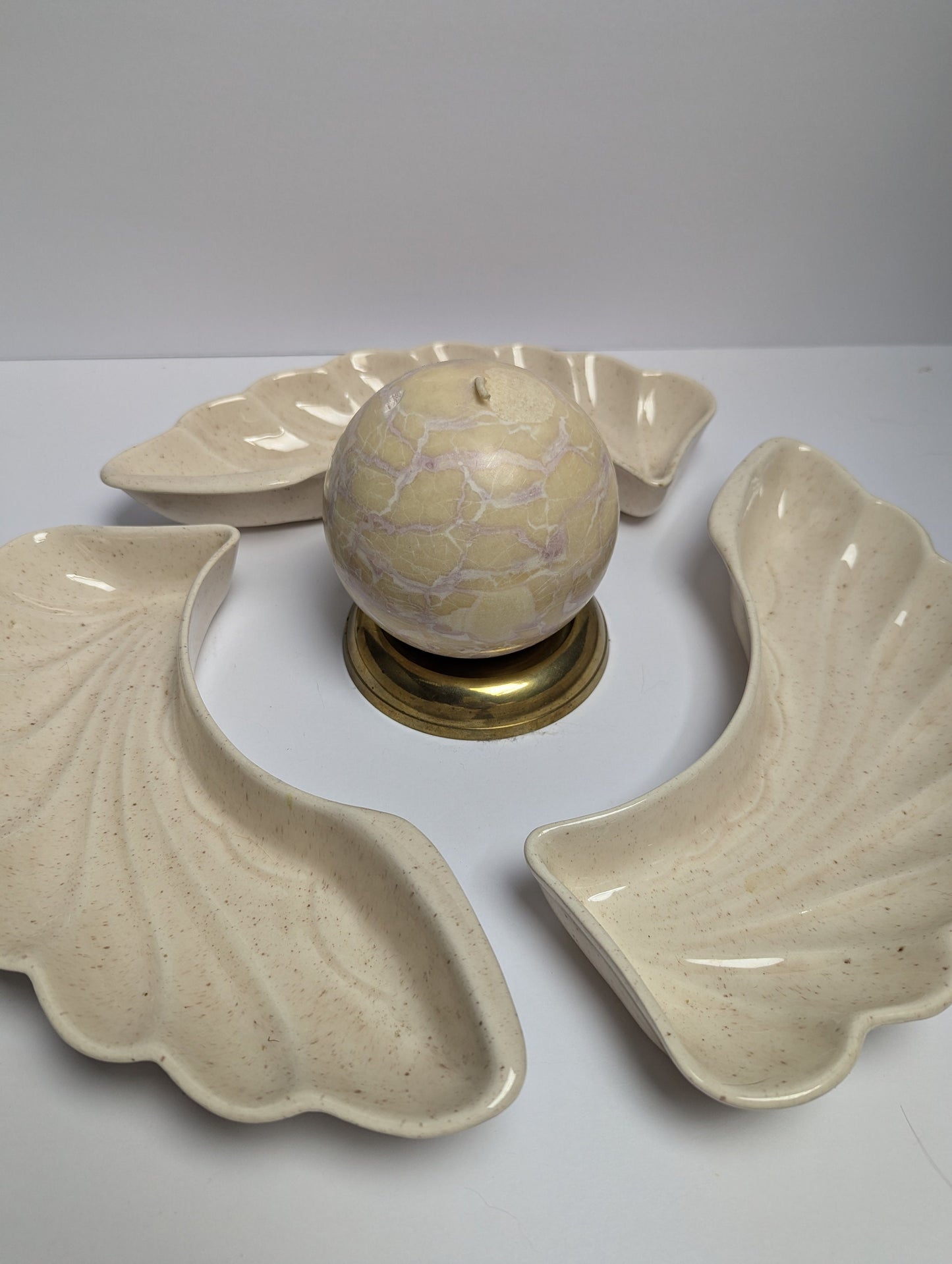 Vintage Lane and Co Leaf Ceramic Serving Chip Dip Bow