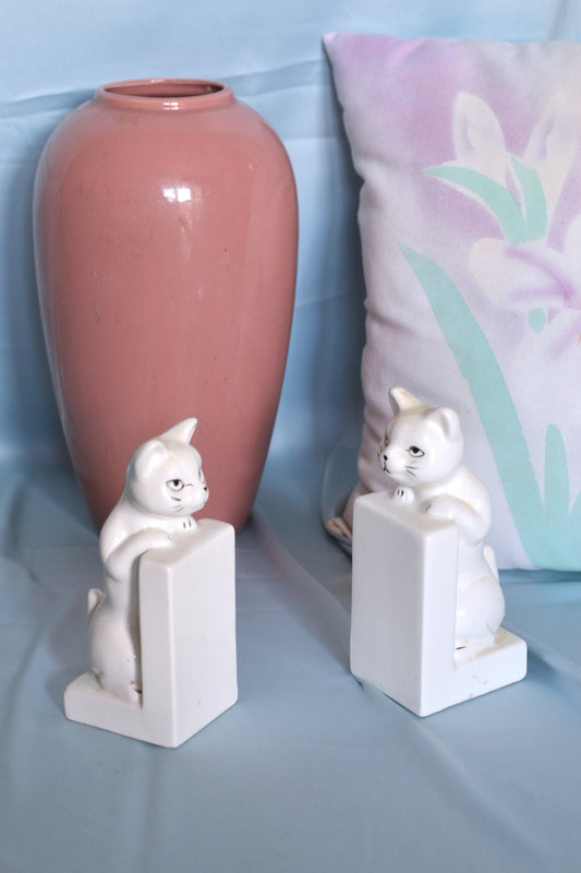 80s novelty white Cat kitten bookshelf holder BOOK ENDS