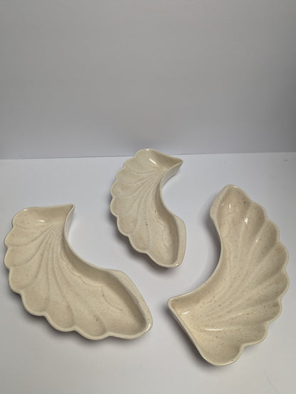 Vintage Lane and Co Leaf Ceramic Serving Chip Dip Bow