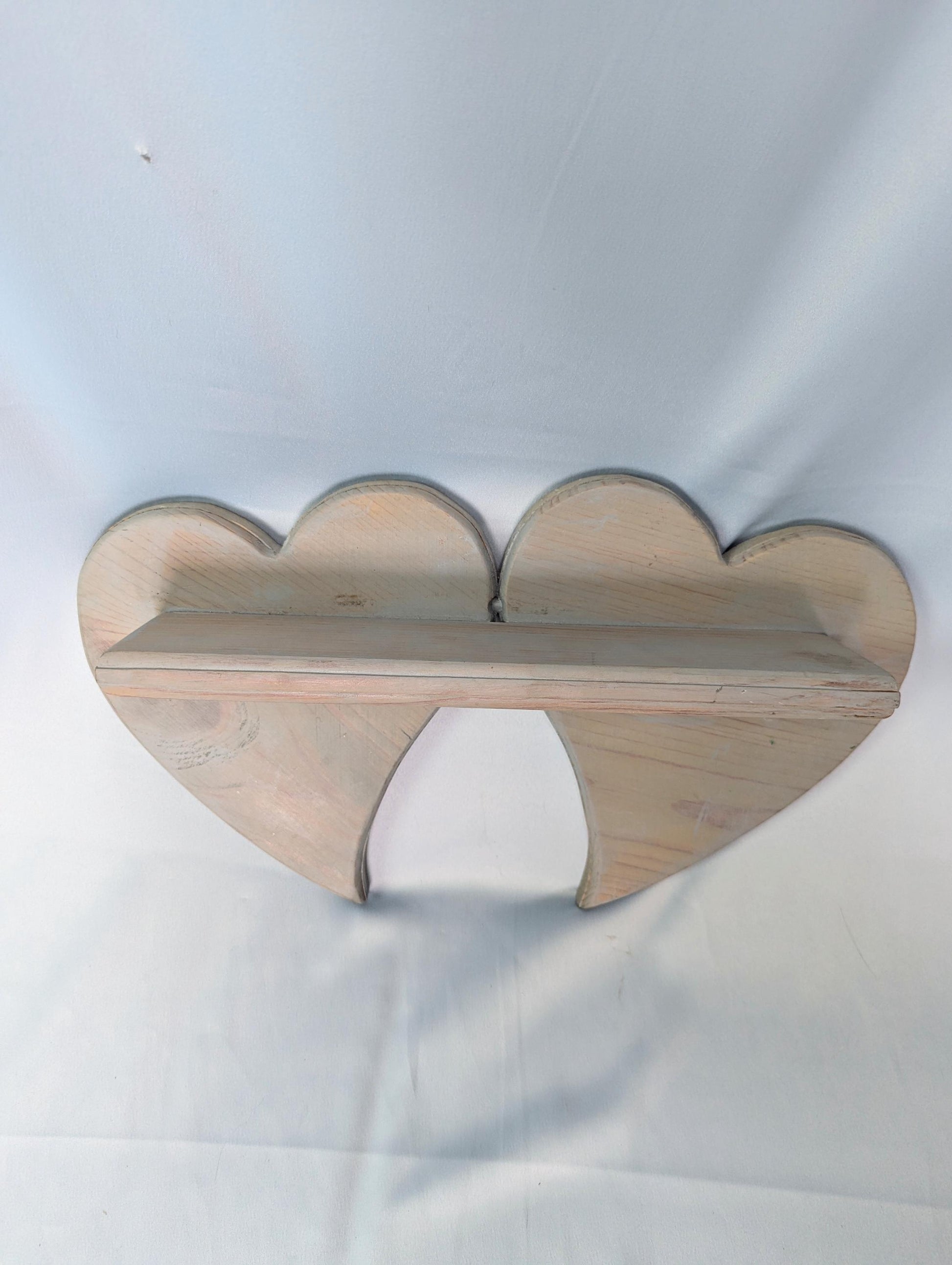 Vintage novelty heart shelf wall decor