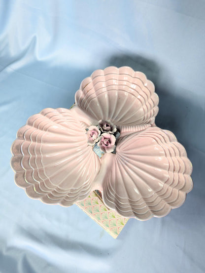 Vintage 80s clam shell scalloped floral pastel pink centerpiece decorative bowl plate